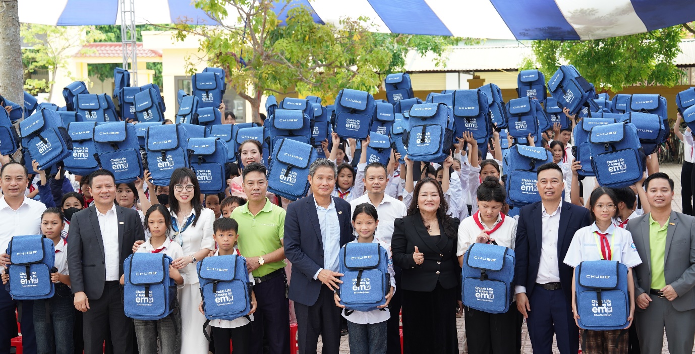 “Chubb Life Vì Tương Lai Em” tiếp tục lan tỏa yêu thương, tiếp thêm động lực cho các em vững bước tương lai