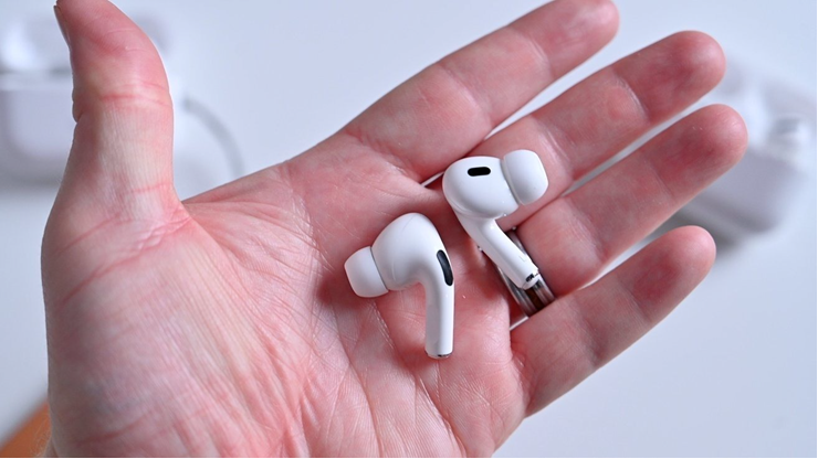 Hàng loạt tính năng thông minh sắp đổ bộ tai nghe AirPods.