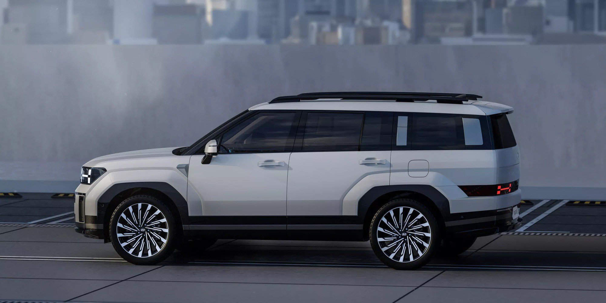 Santa Fe, CX-8: Xe 7 chỗ, mua vì tiện ích hay… giữ thể diện? - 4