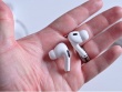 Apple "nhá hàng": Tai nghe AirPods sắp "thông minh" hơn bao giờ hết