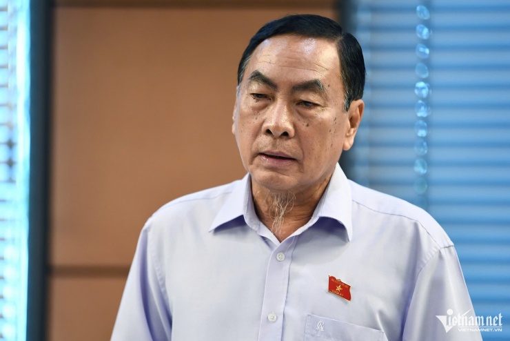 Đại biểu Phạm Văn Hòa: Anh đánh giá tôi, tôi đánh giá anh, cho nên ai cũng nể nang với nhau, cuối cùng ai cũng tốt. Ảnh: Hoàng Hà