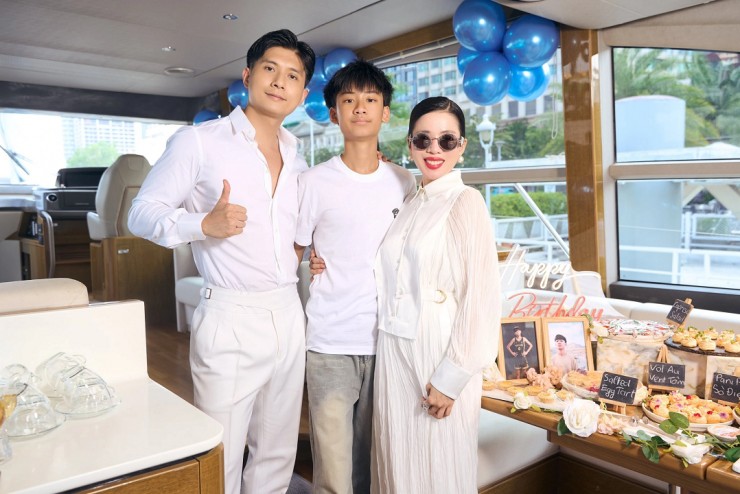 Ngỡ ngàng mặt mộc của Lệ Quyên ở độ tuổi U50 - 4