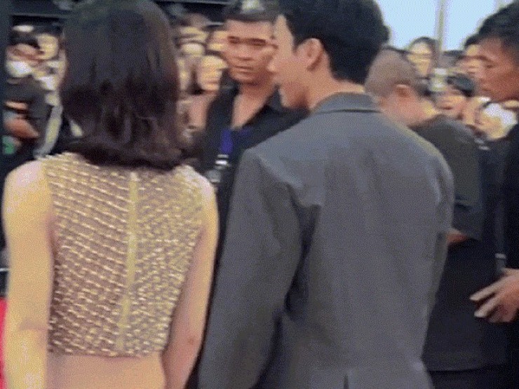 Mỹ nhân Việt duy nhất được báo Hàn tung hô là "tình đầu quốc dân", đẹp cỡ nào mà bị đồn dao kéo suốt 13 năm?