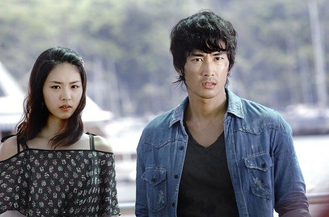 Sau thành công của "Trái tim mùa thu" nổi tiếng khắp châu Á. Song Seung Hun tiếp tục góp mặt trong "Hương mùa hè". Suốt những năm 1997 đến 1999, ngôi sao liên tục được vinh danh ở các hạng mục Diễn viên mới xuất sắc, Nam diễn viên xuất sắc, Ngôi sao được yêu mến do khán giả bình chọn tại nhiều lễ trao giải thường niên. "Phía đông vườn địa đàng" mang về cho anh giải Daesang danh giá trong khuôn khổ Giải thưởng Truyền hình MBC năm 2008.