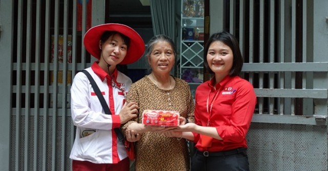 Yakult Lady - Tự hào từ những điều nhỏ bé