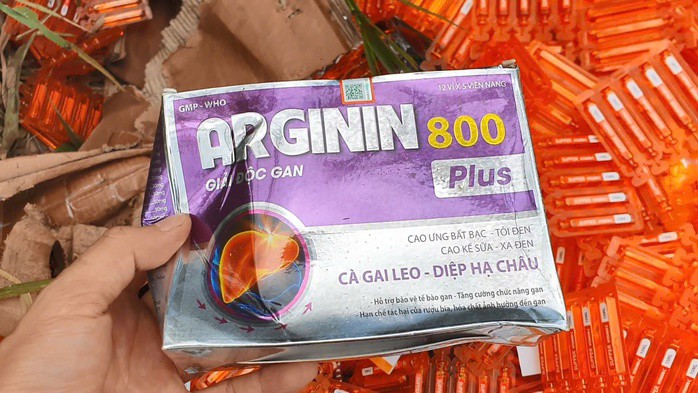 Công an TP HCM vào cuộc vụ phát hiện khối lượng lớn thực phẩm chức năng ở bãi đất trống - 3