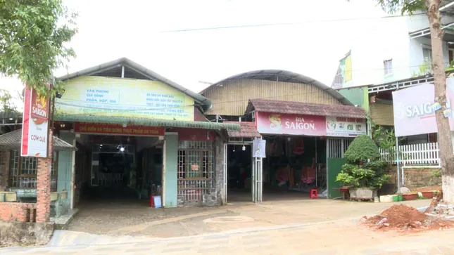 Chủ quán Cơm quê "tố" nhiều cán bộ nợ tiền cơm