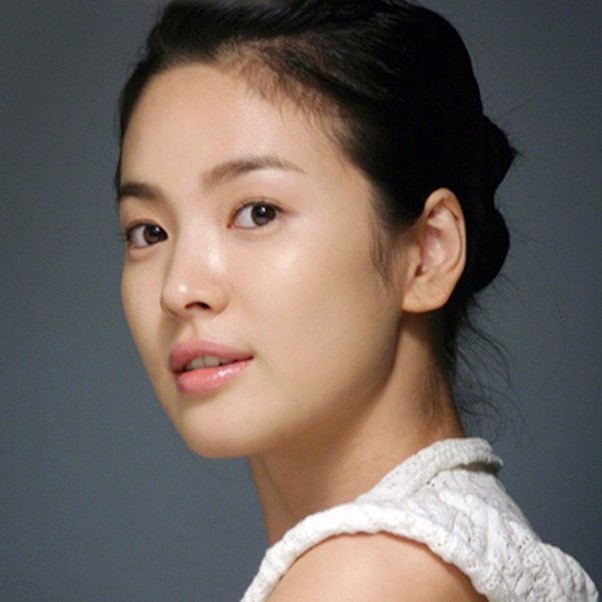 Song Hye Kyo tuổi đôi mươi giản dị, đẹp mộc đến nao lòng - 7