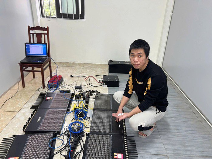 Triệt phá đường dây đánh bạc, truyền bá văn hóa phẩm đồi trụy và rửa tiền 1.200 tỉ đồng - 2