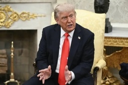 Phản ứng của ông Trump khi được hỏi thời điểm áp đặt trừng phạt khắc nghiệt Nga