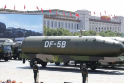 Trung Quốc khoe ICBM mạnh tương đương hàng triệu tấn TNT