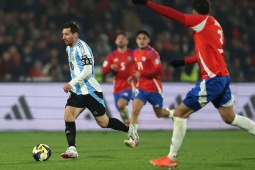 Trực tiếp bóng đá Chile - Argentina: Messi vào sân, cơ hội  liên tiếp (Vòng loại World Cup)