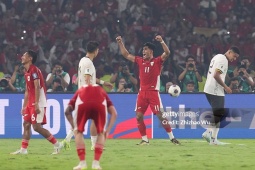 Indonesia săn vé World Cup: Fan ĐNÁ mơ mộng lịch sử, HLV ĐT Trung Quốc chúc may mắn