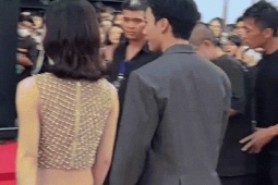 Mỹ nhân Việt duy nhất được báo Hàn tung hô là  " tình đầu quốc dân " , đẹp cỡ nào mà bị đồn dao kéo suốt 13 năm?