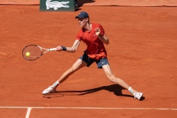 Nóng nhất thể thao sáng 7/6: Sinner bị "cấm" dự Wimbledon, Murray bỏ nghề HLV vì Djokovic?