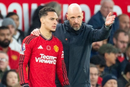 MU đón tin vui: Ten Hag quyết tái hợp Antony ở Leverkusen, hé lộ điều kiện