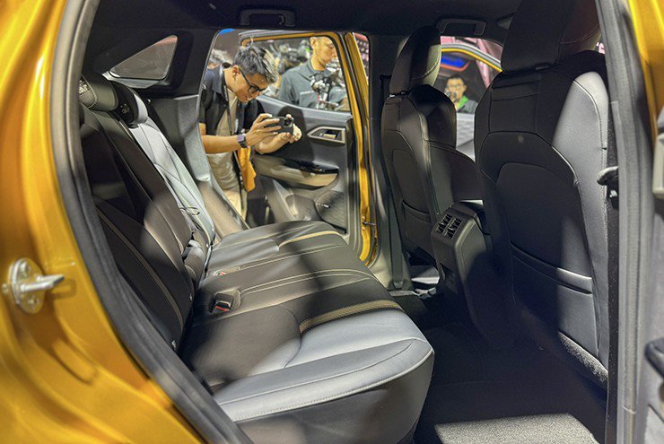 Mitsubishi XForce động cơ yếu nhưng vẫn được lòng khách hàng Việt - 12