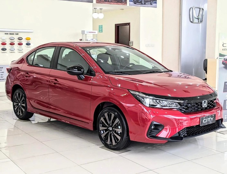 Đây là 5 mẫu sedan giá rẻ, ăn khách bậc nhất ở Việt Nam hiện nay - 2
