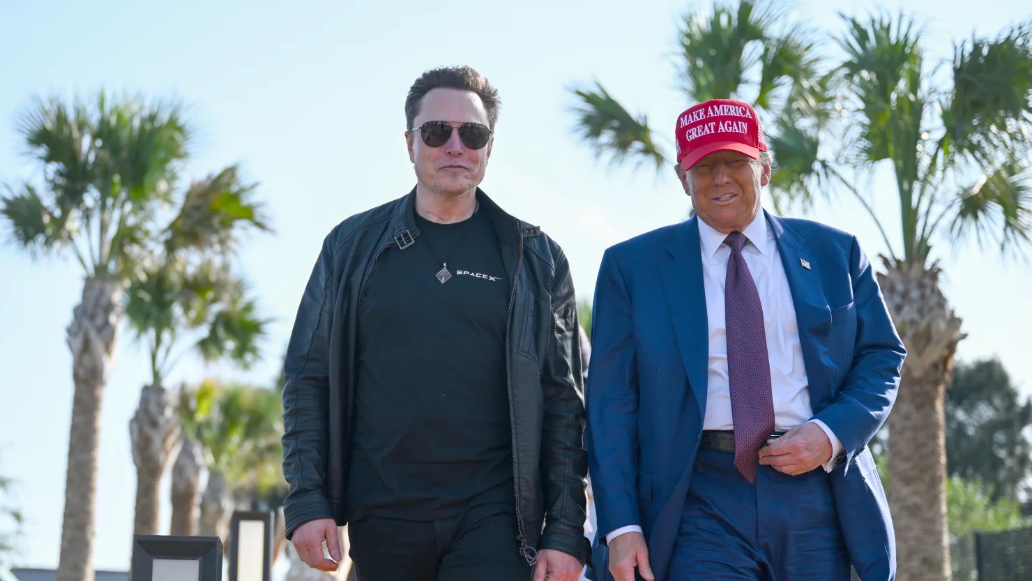 Từ “bạn thân” đến đối đầu công khai: Hành trình mâu thuẫn giữa ông Trump và Elon Musk - 2
