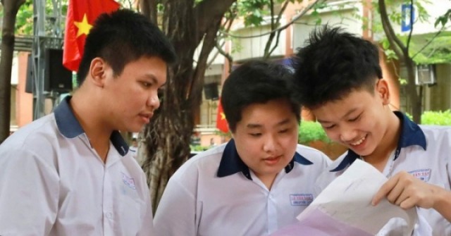 Đề tiếng Anh thi lớp 10 dễ, thí sinh tự tin lấy điểm 7,8