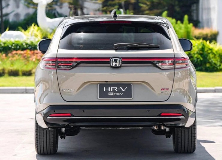 HR-V 2025: Ông hoàng tái xuất hay chiêu bài cũ? - 5