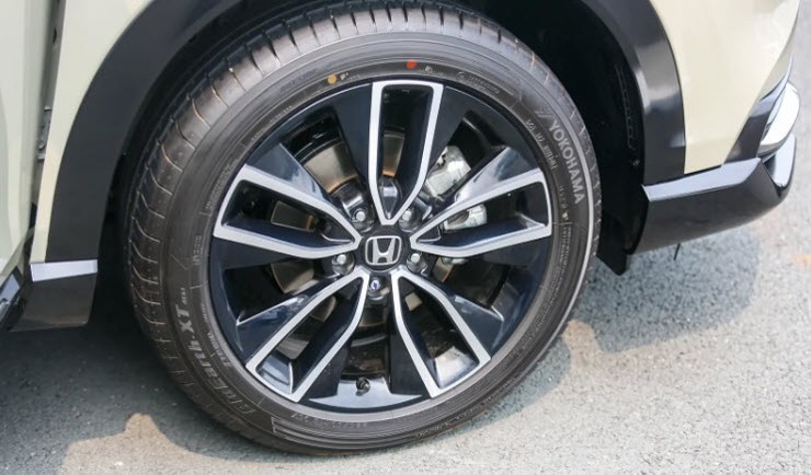 HR-V 2025: Ông hoàng tái xuất hay chiêu bài cũ? - 7