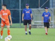 Bóng đá - ĐT Việt Nam tập buổi đầu ở Malaysia, Hai Long nói điều đặc biệt trước "chung kết"