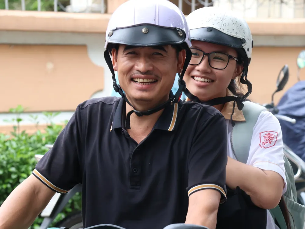 Thi vào lớp 10: Thí sinh hy vọng &#39;đậu nguyện vọng 1 rồi&#39; sau khi kết thúc môn cuối - 9