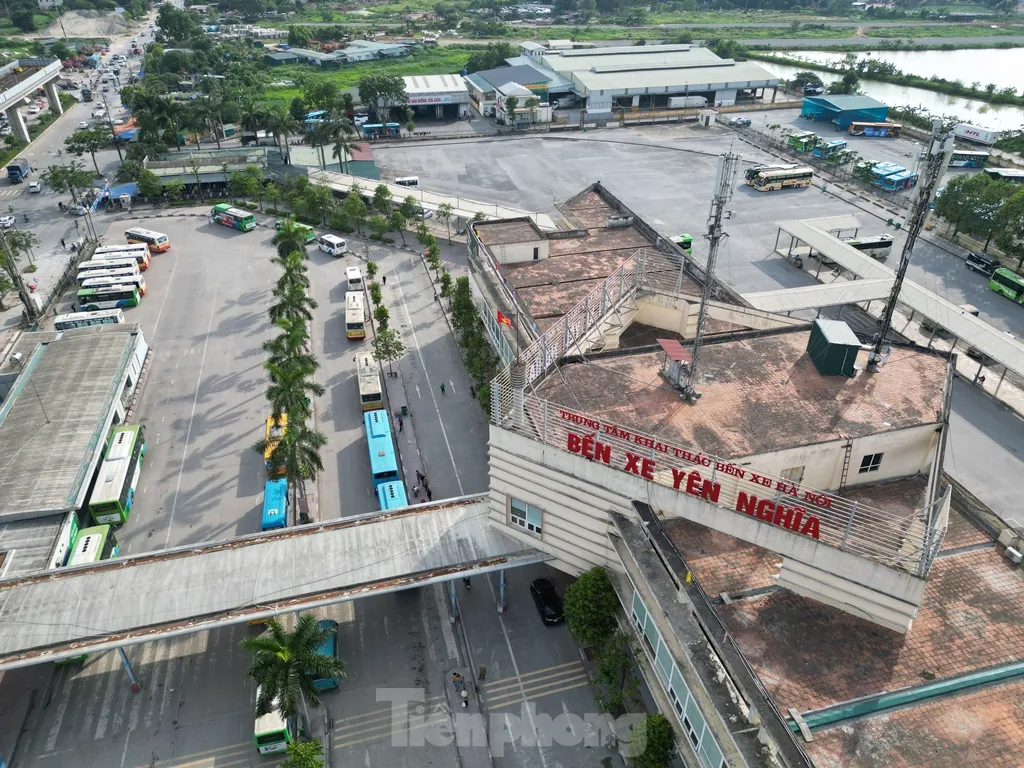 Cảnh đìu hiu tại bến xe hiện đại nhất Thủ đô - 1