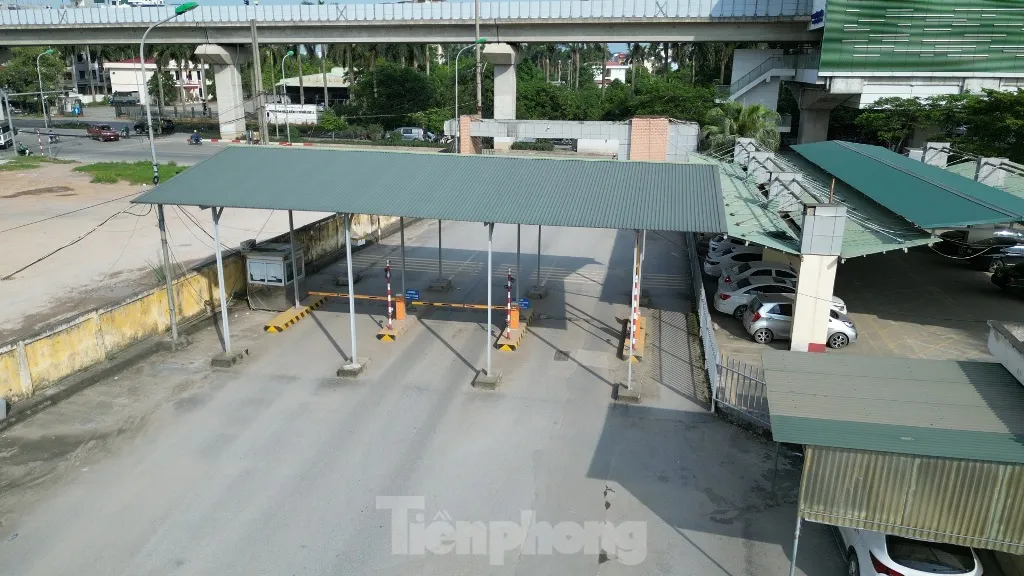 Cảnh đìu hiu tại bến xe hiện đại nhất Thủ đô - 6