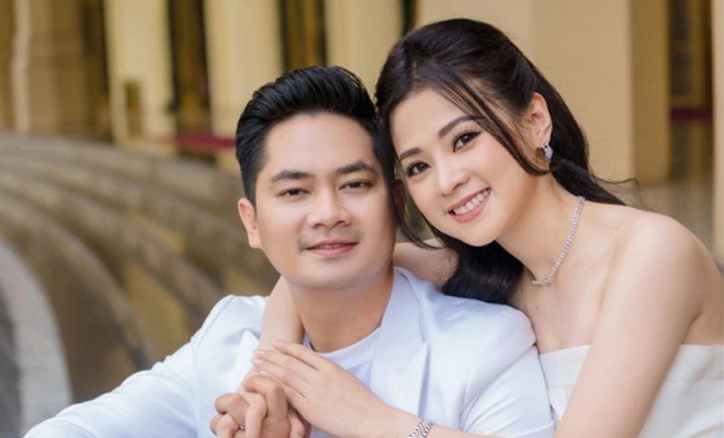 Minh Luân và bạn gái Thiên Hương.