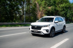 Ưu nhược điểm của Honda BR-V khi so kè với Toyota Veloz Cross