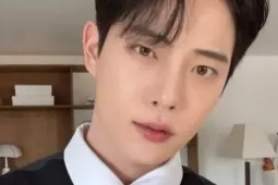 Người mẫu nổi tiếng đột ngột qua đời ở tuổi 29