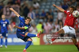 Croatia của Modric thắng " set tennis " , áp sát ngôi đầu đua vé World Cup