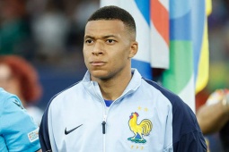 Báo chí Pháp soi thái độ Mbappe: Tài năng cá nhân, kéo cả tập thể xuống bùn