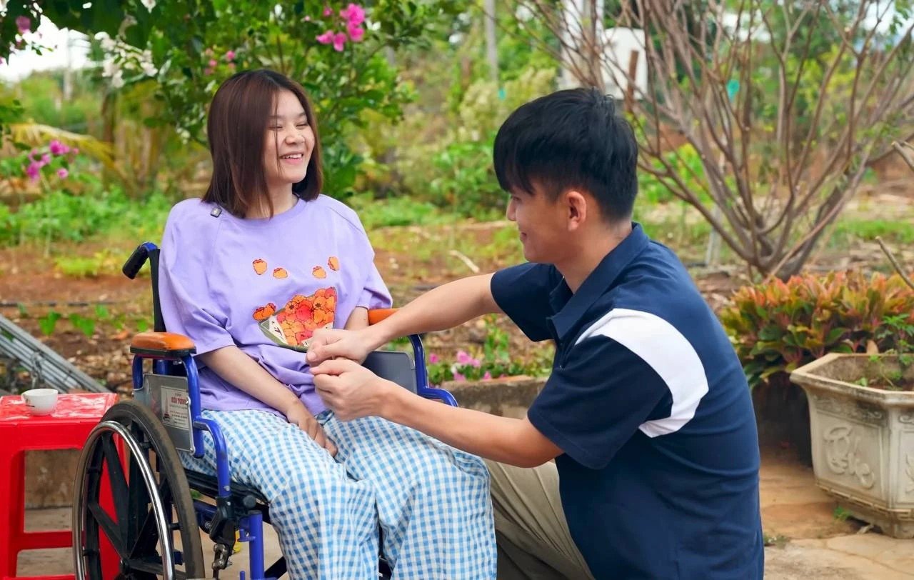 Chuyện tình cô gái Việt liệt toàn thân và chàng trai Trung Quốc si tình - 6