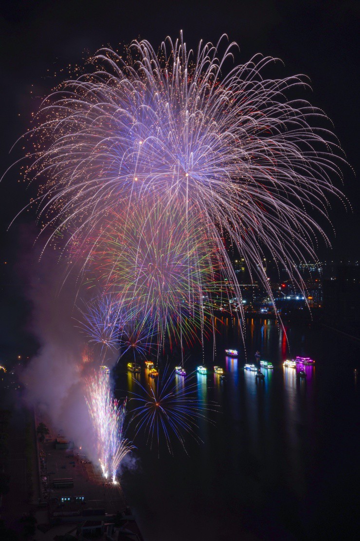 Pháo hoa Bộ Quốc phòng lần đầu tranh tài quốc tế - 8