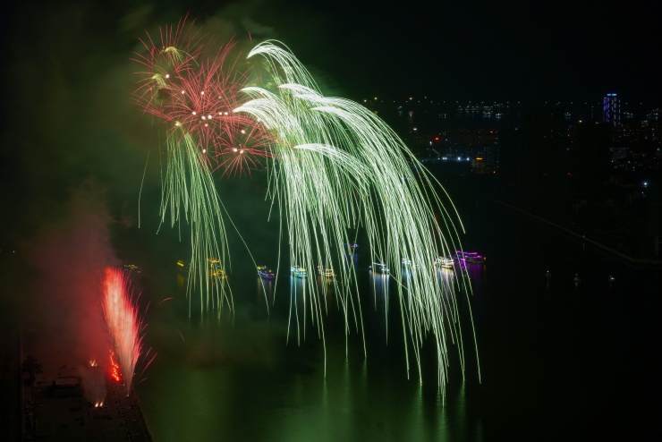 Pháo hoa Bộ Quốc phòng lần đầu tranh tài quốc tế - 17