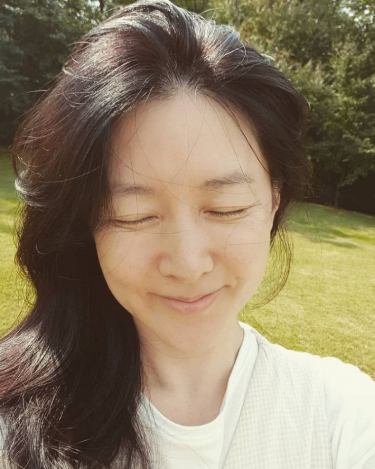 Được mệnh danh "nữ thần oxy", Lee Young Ae nay lộ rõ dấu hiệu lão hóa ở tuổi 54 nhưng có một điểm vẫn đẹp ngỡ ngàng - 11