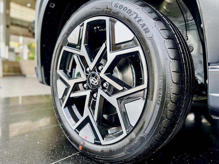 Hyundai Stargazer giảm giá 60 triệu đồng có đủ sức thu hút khách hàng mới - 3