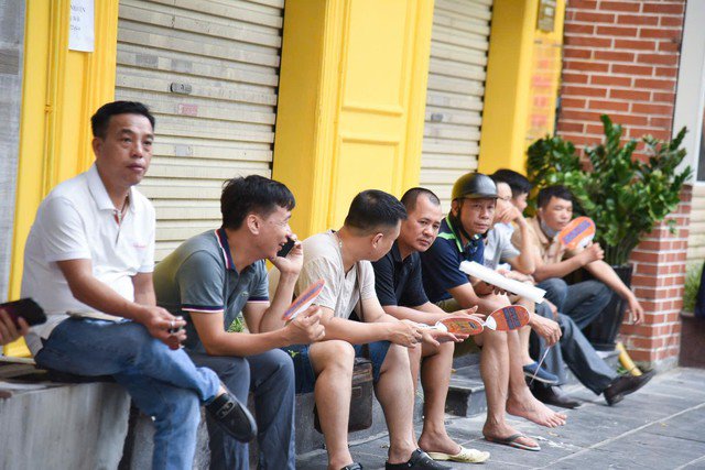 Hà Nội ngày thi lớp 10: Nơi tình yêu cha mẹ thắp sáng ước mơ con - 20