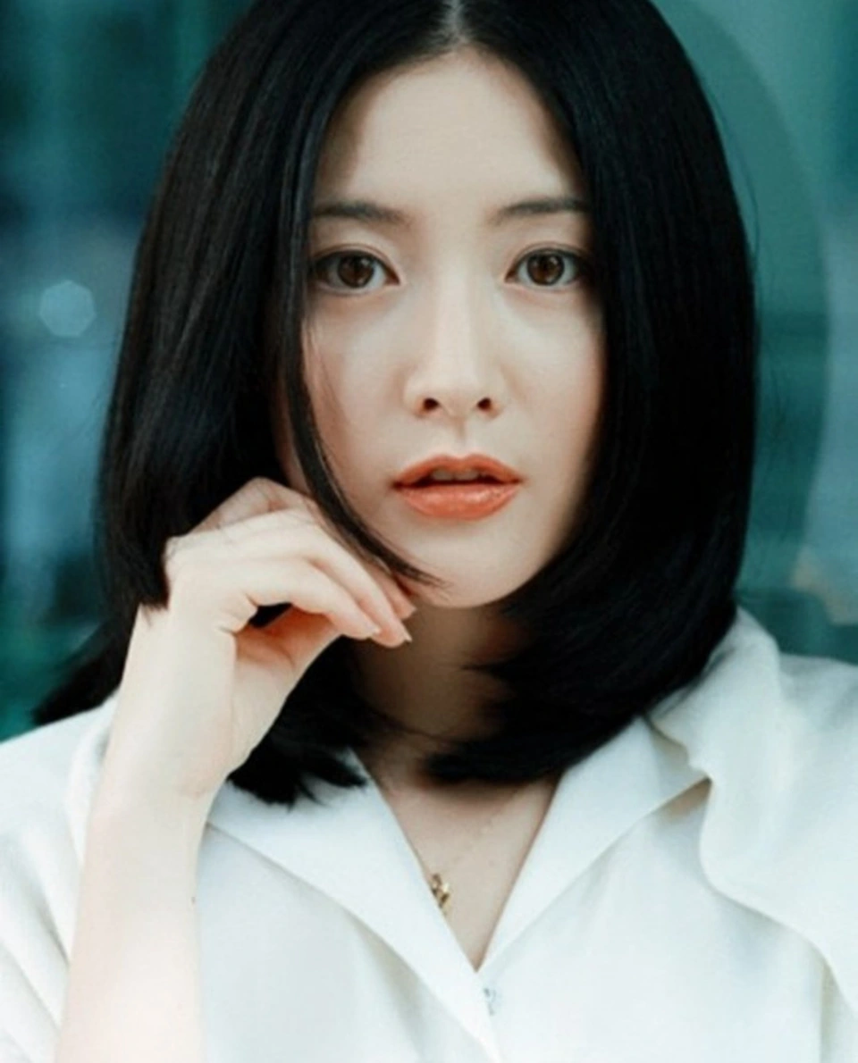 Được mệnh danh "nữ thần oxy", Lee Young Ae nay lộ rõ dấu hiệu lão hóa ở tuổi 54 nhưng có một điểm vẫn đẹp ngỡ ngàng - 4