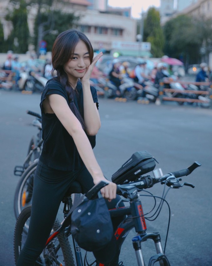 Ngân Hoà có lối sống năng động, tích cực tập luyện nhiều bộ môn trước khi phát hiện bệnh hiểm nghèo.