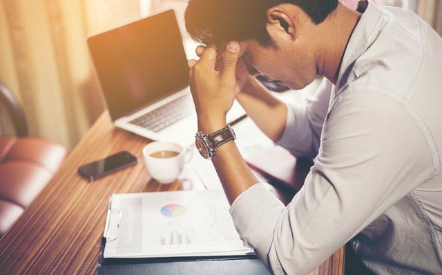Cần tránh cường độ làm việc nặng nhọc và căng thẳng kéo dài để bảo vệ sức khỏe sinh sản.