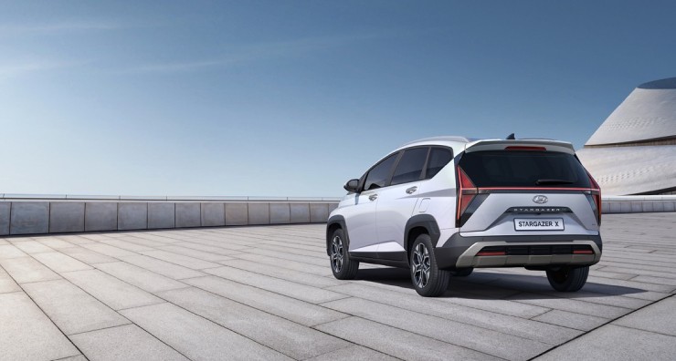 Hyundai Stargazer: Từ “dị biệt” đến hiện tượng cháy hàng - 3