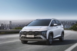 Hyundai Stargazer: Từ “dị biệt” đến hiện tượng cháy hàng