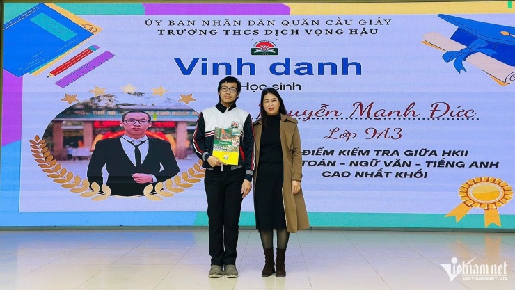 Nguyễn Mạnh Đức từng được nhà trường vinh danh với kết quả điểm kiểm tra giữa học kỳ 2 năm lớp 9 cao nhất khối. Ảnh: Nhà trường cung cấp.