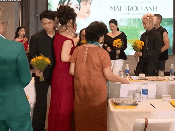 Việt Nam có duy nhất 1 mỹ nhân được tung hô là "hoa khôi màn ảnh", cả đời lận đận chỉ vì quá sang chảnh