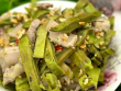 Quả ở miền Bắc giống phượng vĩ, mỗi năm chỉ có 1 lần, làm nộm rất ngon
