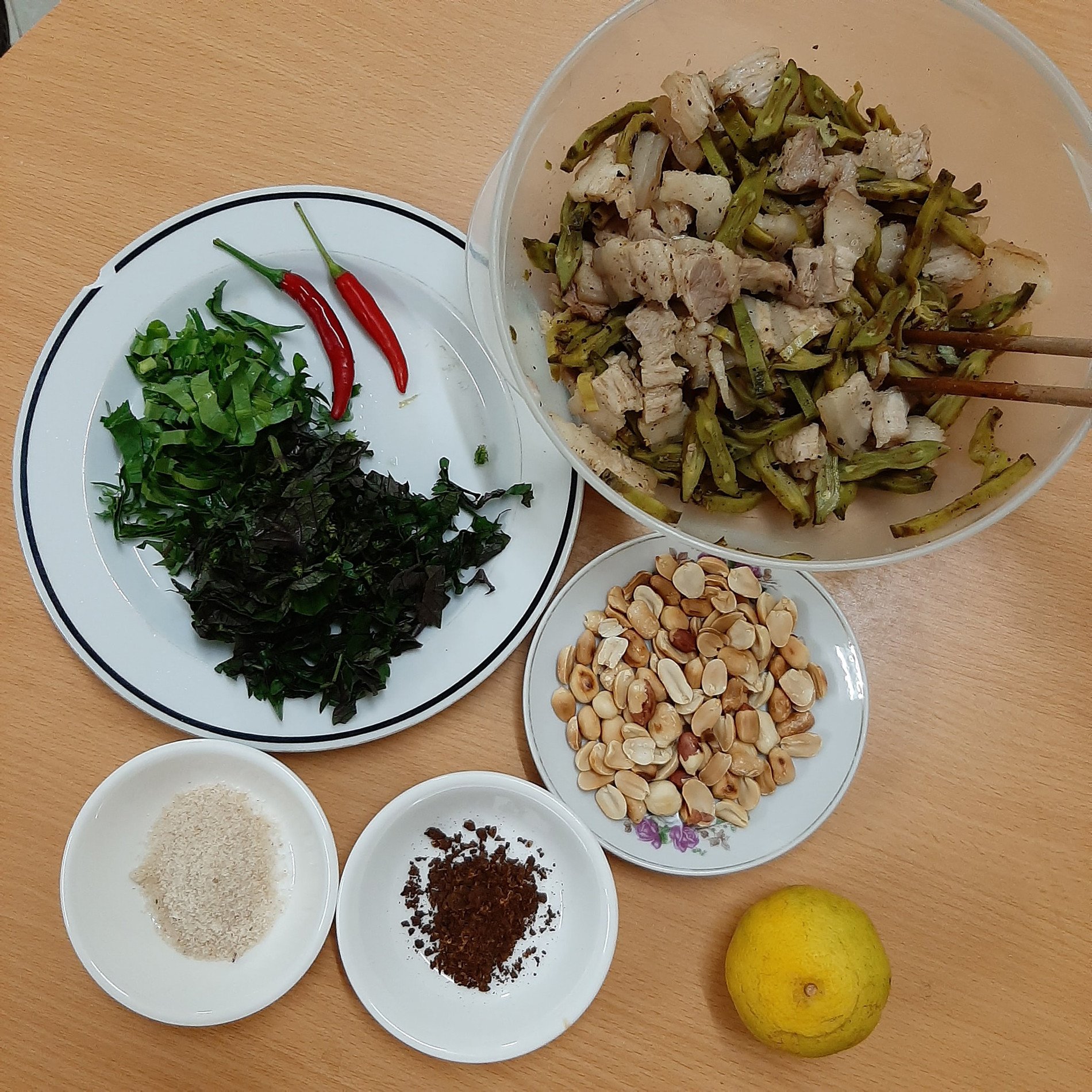 Quả ở miền Bắc giống phượng vĩ, mỗi năm chỉ có 1 lần, làm nộm rất ngon - 5